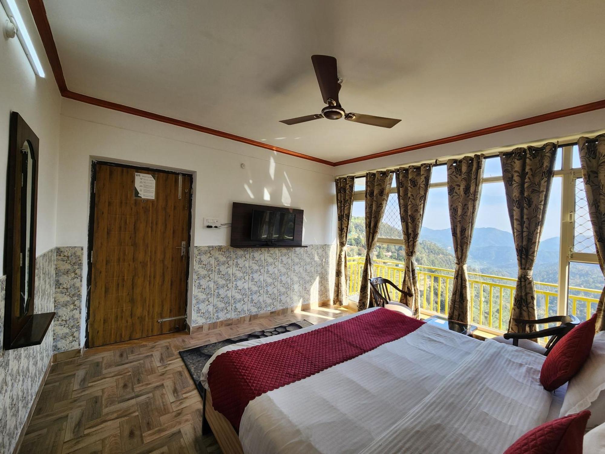 Mountain Golden Ray Apartment Mukteshwar Exterior photo